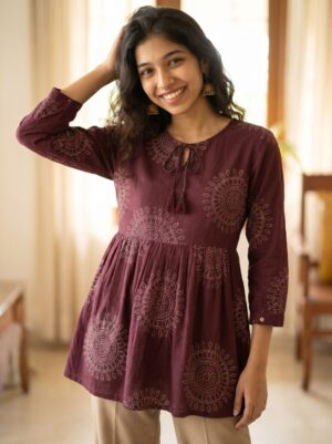 Women Printed Cotton Blend Anarkali Short Kkurti