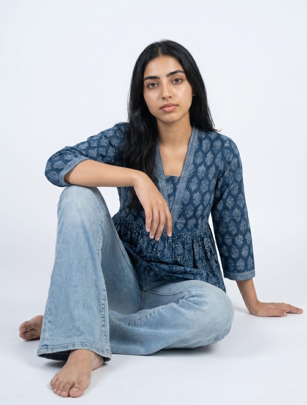 Women Indigo Floral Print Cotton Short Kurti Top - Image 3
